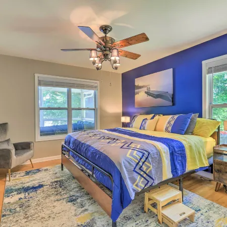 Lakefront Eatonton Getaway w/ Dock & Grill!