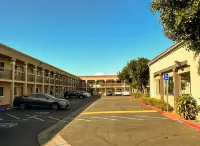 Rodeway Inn South Gate - Los Angeles South - parking