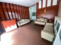 Luxury 3 Room Apartment by Oboe