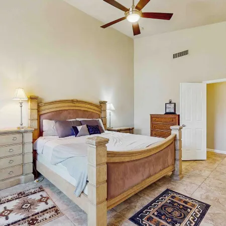 Private Pool, Yard & Pool TableAvondale Abode'