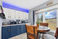 Scenic Mountain & Golf Views · 2Br Condo · Glenwood