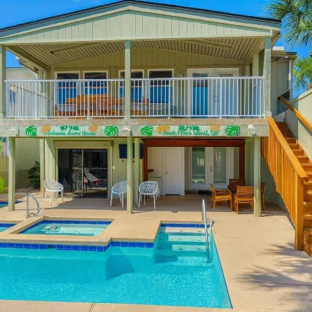 Bahama Mama House 4 Bedroom Home by RedAwning