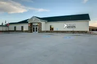 Cobblestone Hotel & Suites - Broken Bow