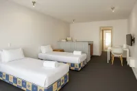 Karaka Tree Motel - Kuumat lähteet