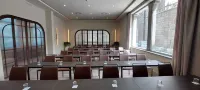 瓦爾德拉巴內斯皇宮飯店 - 寵物友善