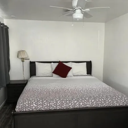 Holiday Motel