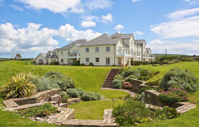8 Thurlestone Beach