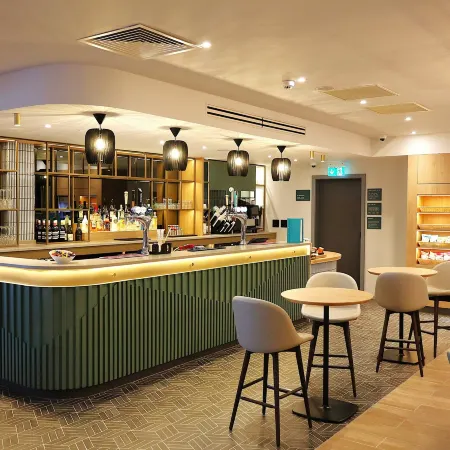 Holiday Inn London Luton North by IHG