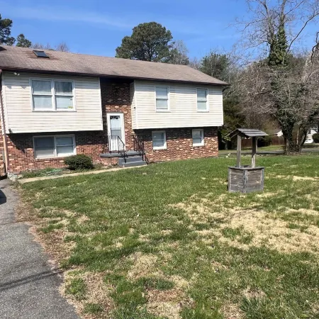 Lusby 4BD Family Home With Private Beach Access