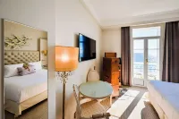 Grand Hotel Des Sablettes Plage, Curio Collection By Hilton - balcony