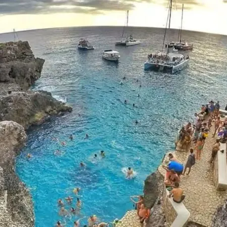 Sunshine Seashore Escape Jamaica