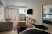 Rok Hotel Kingston, Tapestry Collection by Hilton - balcone