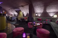 Dorint Parkhotel Jordanbad - С баром