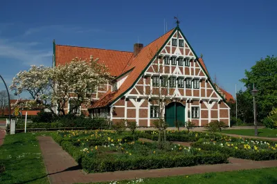 Diekstuv Hotel Hotels near Cranz