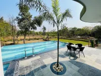 Kalrav Resort Pench - Pools