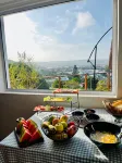 Guinea Fowl Lodge - Lagoon & Heads View B&B, Central Knysna