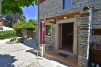 Stone House Only 150m From the sea -  Casas de vacaciones