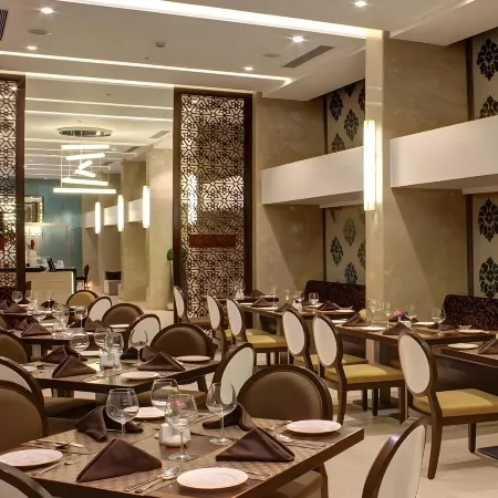 The Sahil Hotel Отели рядом с достопримечательностью «Железнодорожный вокзал Дадар»