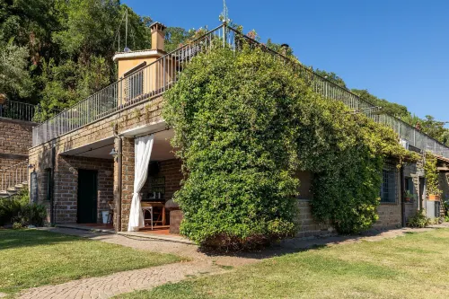 Olvietello With 3 Bedrooms and 3 Bathrooms