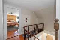Ski & Stay Montpelier 4br Home Sleeps 8 4 Bedroom Home