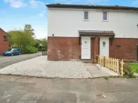 2-bed House Near Bury Town Centre Hotels in Bury