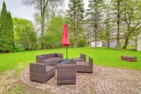 1/2 Mi to Lake & Dtwn! Elk Rapids 'Cozy Cottage' - Wifi