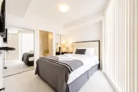 Peaceful Hospital Stay Suite Near SickKids & Uhn with Free Parking - 레지던스