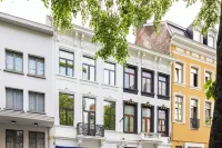 Gemstay Hotels in 