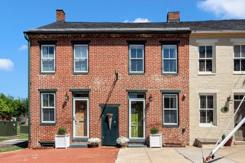 Rare Find! Boutique Style Townhouse on the Creek!