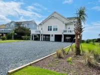 Avalon West- 5 Bedroom Home by RedAwning - Wifi