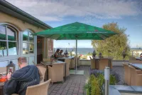 Seetelhotel Ostseeresidenz Bansin Mit Pool Und Unmittelbarer Strandnähe - Apartments