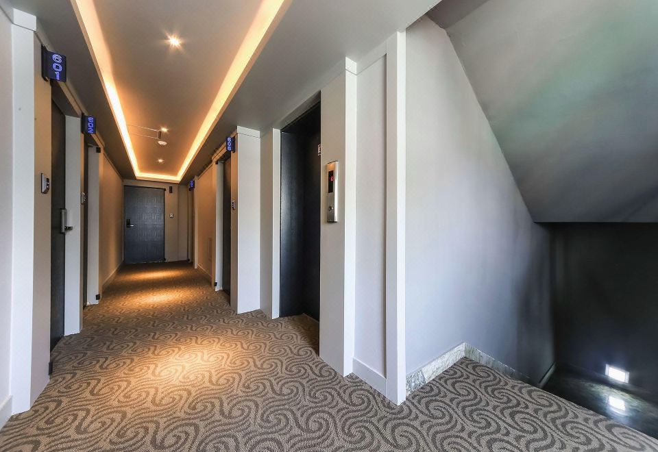 부산 재송동 Hotel The Hit 센텀점