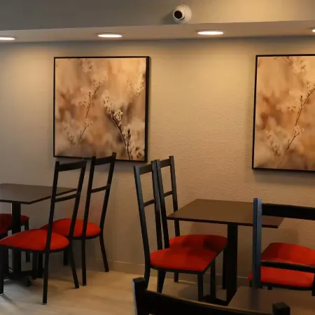 Studio 6 Suites Warsaw, IN