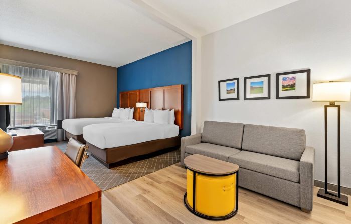 Comfort Suites Bethlehem Near Lehigh University and LVI Airport
