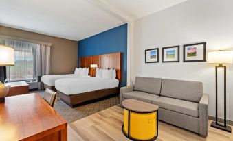 Comfort Suites Bethlehem Near Lehigh University and LVI Airport