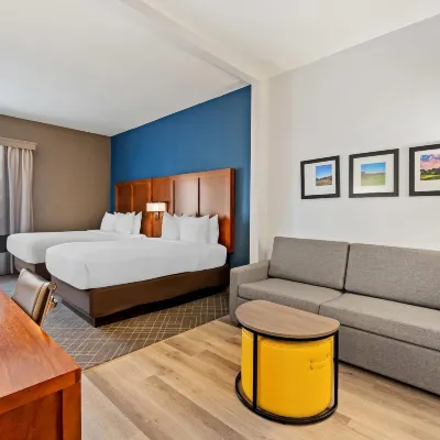 Comfort Suites Bethlehem Near Lehigh University and LVI Airport Hotels near Lehigh & Keystone Valley Model Railroad Museum, Inc.