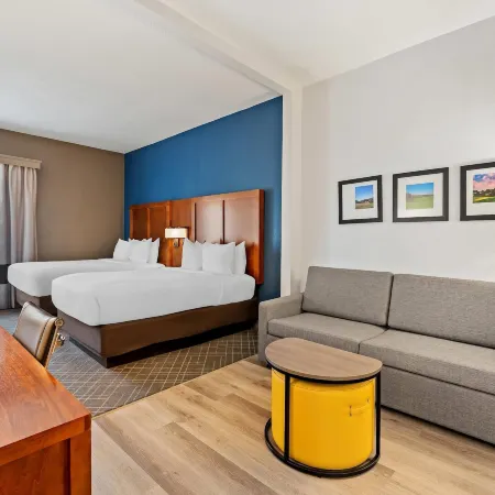 Comfort Suites Bethlehem Near Lehigh University and LVI Airport