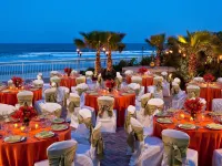 The Shores Resort & Spa Hotels near Sun Splash Park