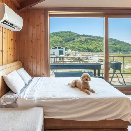 Daebudo White Island Pension