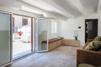 Serenea Suites & Apartments - Guest houses