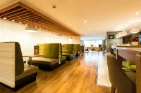 Holiday Inn CHESTER - SOUTH by IHG - bar