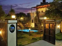Paradise Pool by Stayjadepoolgarden30Min E-City - Villas