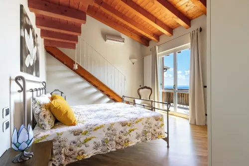 Marietta Home with Lake View by Wonderful Italy - 3-Star