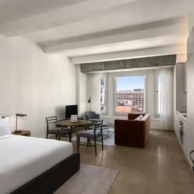 Reside Craftsman Los Angeles, a Wyndham Residence Hotels near Jewelry District