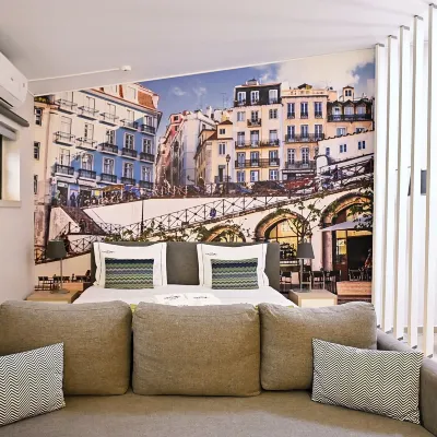 Famous Crows Lisbon Suites Hotels near 25 de Abril Bridge