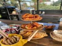 Château des Cinq Cantons - breakfast