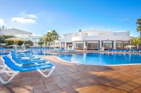 THB Lanzarote Beach - Pemandangan Pantai