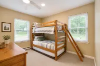 Serenity Cottage Deck, Game Room & Fire Pit Near Narrowsburg Masthope - プール