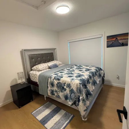 Kingsway-Downtown Luxury Retreat