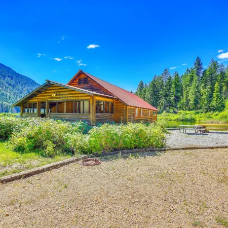 700-acre Property w/ 33-acre Lake & Dual Cabins!